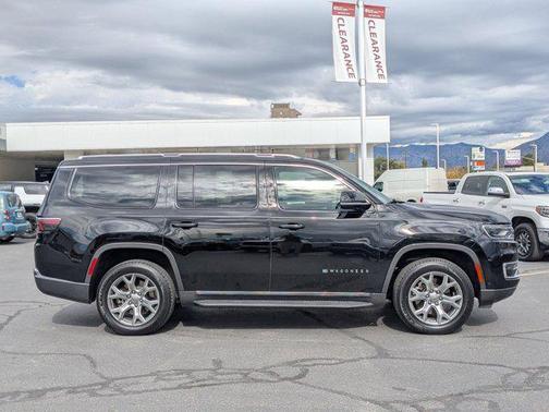 2022 Jeep Wagoneer Series II 4x4