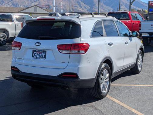 2016 Kia Sorento LX