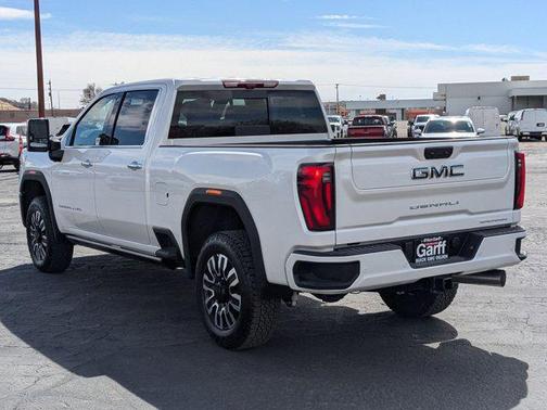 2025 GMC Sierra 3500 Denali