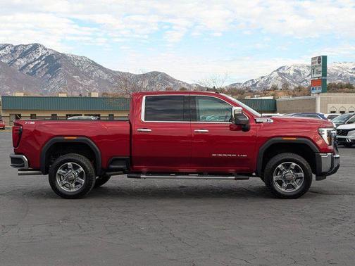 2025 GMC Sierra 3500 SLT