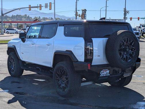2025 GMC HUMMER EV SUV 2X