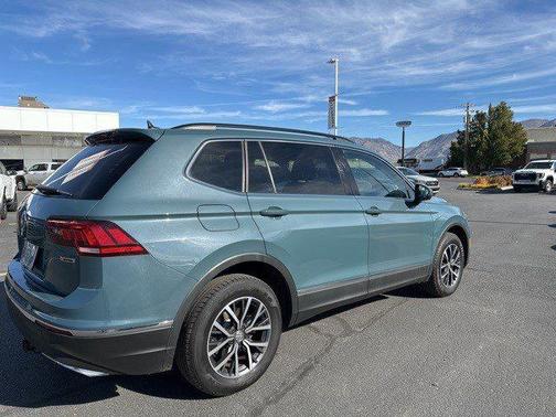 2020 Volkswagen Tiguan 2.0T SE 4MOTION