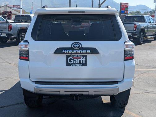 2024 Toyota 4Runner TRD Off Road
