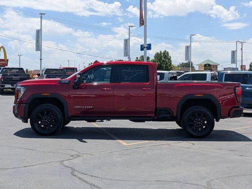 2024 GMC Sierra 2500 AT4