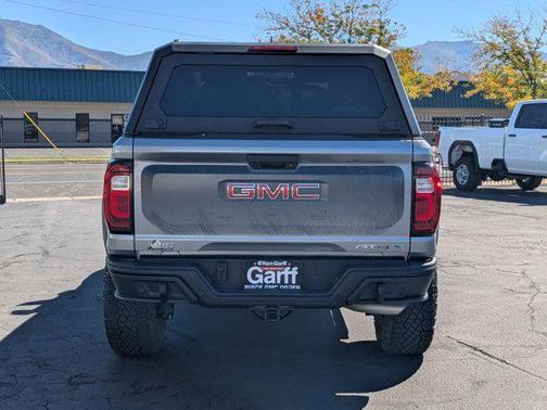 2024 GMC Canyon AT4X