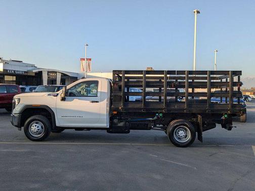 2025 GMC Sierra 3500 Base