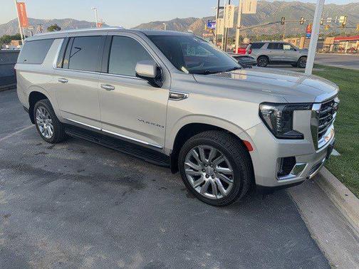 2021 GMC Yukon XL SLT