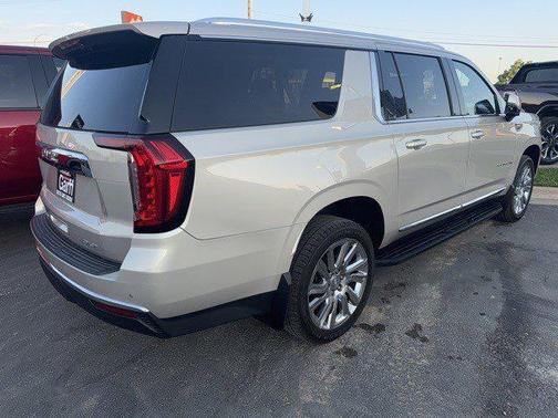 2021 GMC Yukon XL SLT