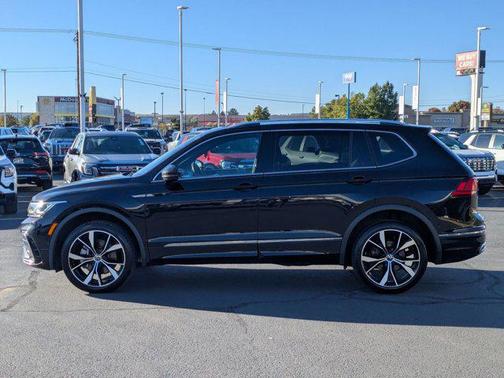 2022 Volkswagen Tiguan 2.0T SEL R-Line 4MOTION