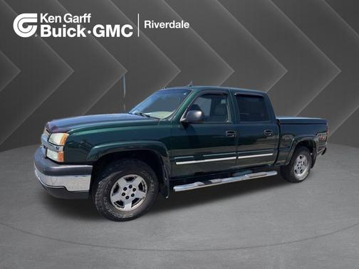 Dark Green Metallic 2005 Chevrolet Silverado 1500 Z71 Crew Cab