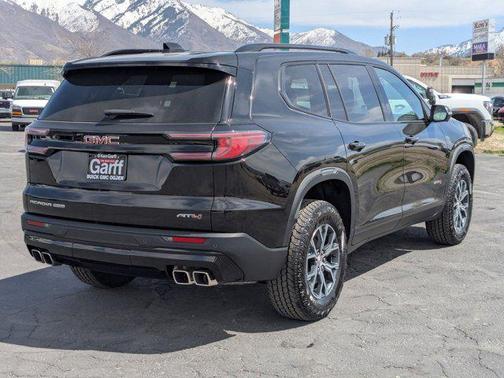 2025 GMC Acadia AWD AT4