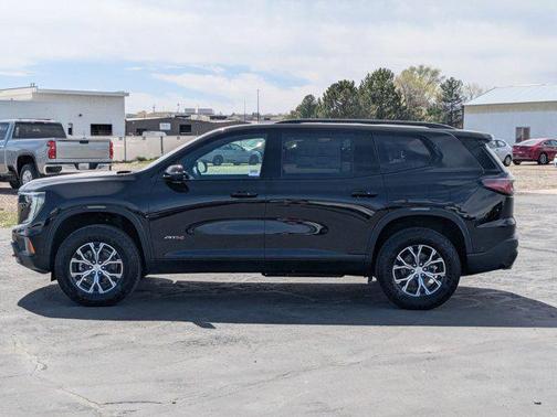 2025 GMC Acadia AWD AT4
