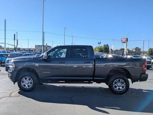 2024 RAM 2500 Laramie Crew Cab 4x4 6'4' Box
