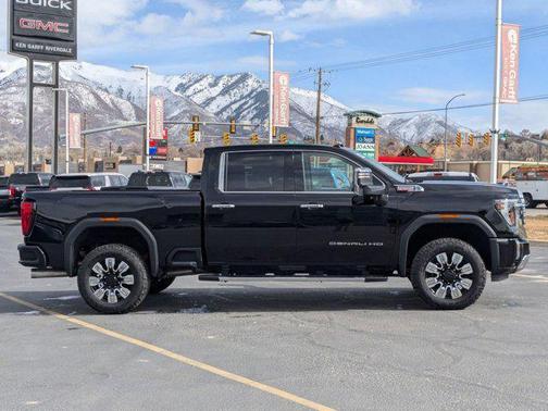 2025 GMC Sierra 3500 Denali