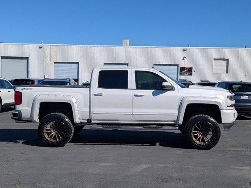 2017 Chevrolet Silverado 1500 2LT
