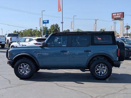 2022 Ford Bronco Badlands