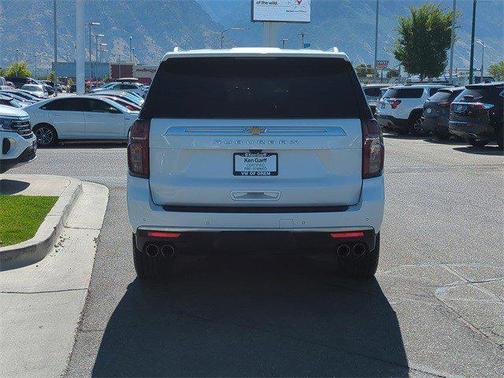 2023 Chevrolet Suburban 4WD High Country