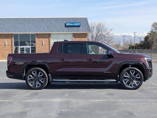 2025 GMC Sierra EV Extended Range Denali