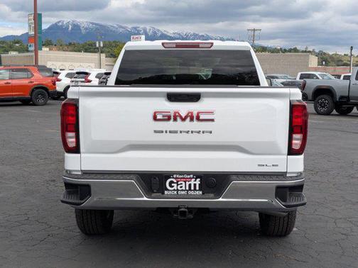 2025 GMC Sierra 1500 SLE