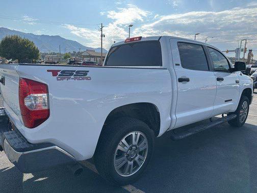 2016 Toyota Tundra SR5