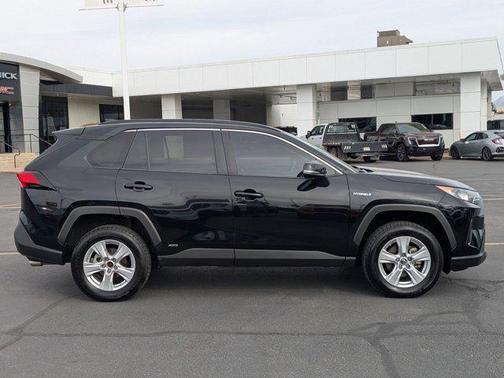 2019 Toyota RAV4 Hybrid LE
