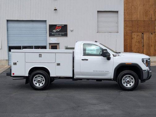 2025 GMC Sierra 3500 Base