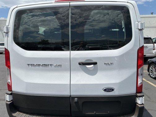 2022 Ford Transit-350 XLT
