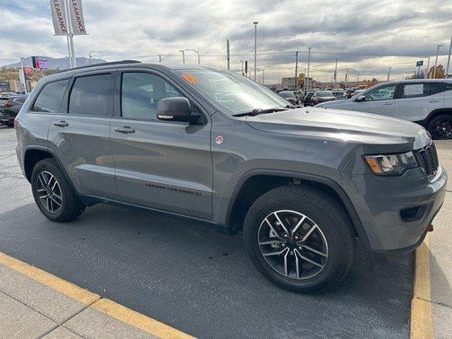 2020 Jeep Grand Cherokee Trailhawk