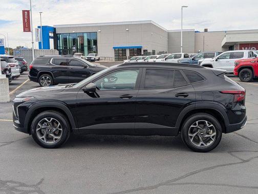 2024 Chevrolet Trax LT