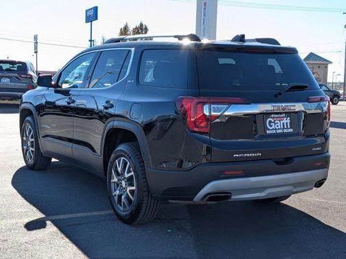 2022 GMC Acadia AWD SLT