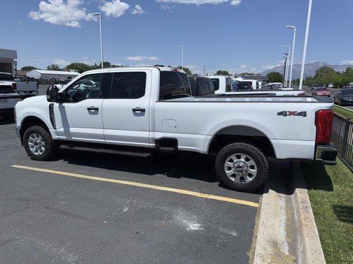 2023 Ford F-350 XLT