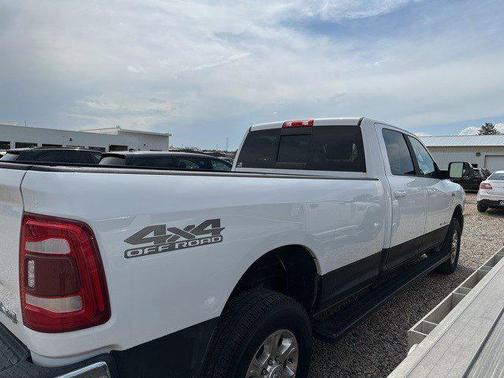 2021 RAM 2500 Big Horn Crew Cab 4x4 8' Box