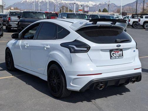 2017 Ford Focus RS Base