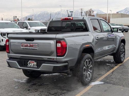 2025 GMC Canyon Base