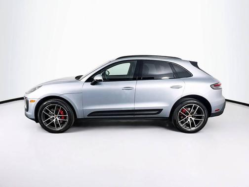2022 Porsche Macan 