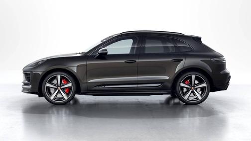 Volcano Grey Metallic 2023 Porsche Macan