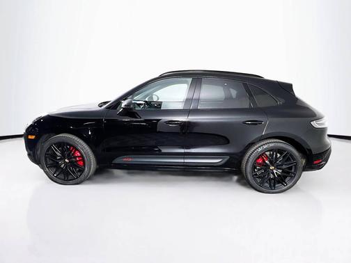 Black 2023 Porsche Macan