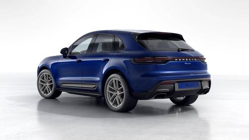 Gentian Blue Metallic 2022 Porsche Macan