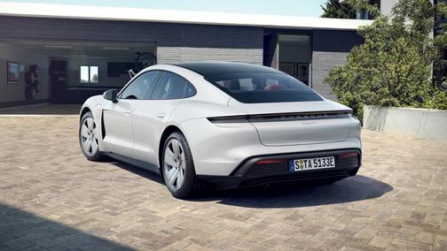 2022 Porsche Taycan 