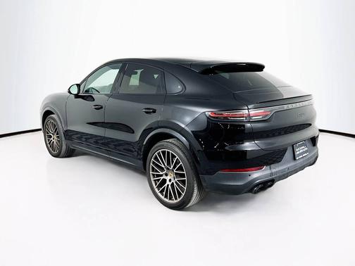 2023 Porsche Cayenne 