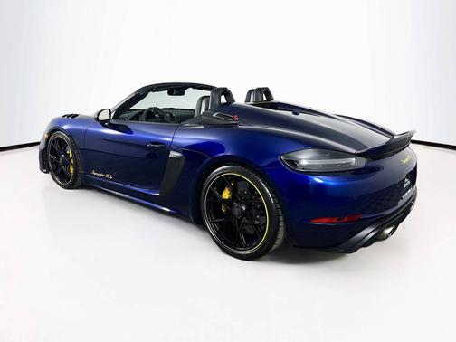 Gentian Blue Metallic 2024 Porsche 718 Spyder