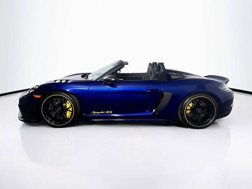 Gentian Blue Metallic 2024 Porsche 718 Spyder