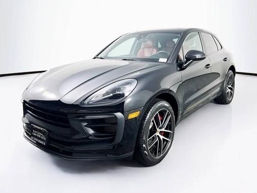 2022 Porsche Macan 