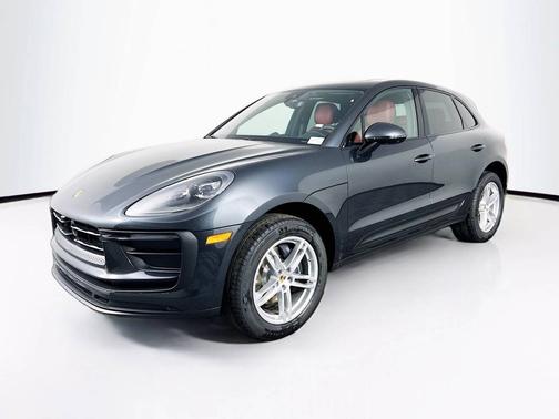 Volcano Grey Metallic 2026 Porsche Macan