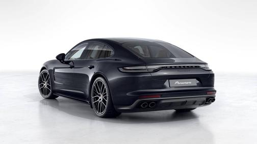 2022 Porsche Panamera 