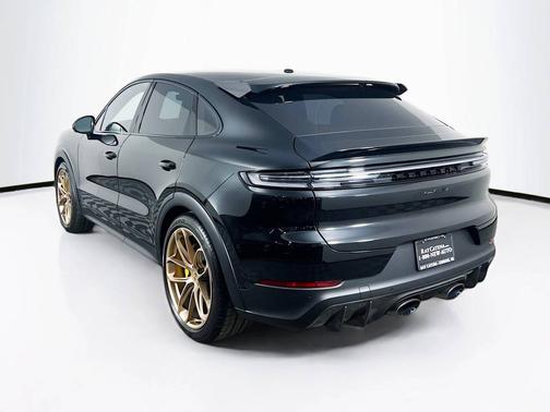 2024 Porsche Cayenne 