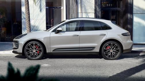 Chalk 2023 Porsche Macan