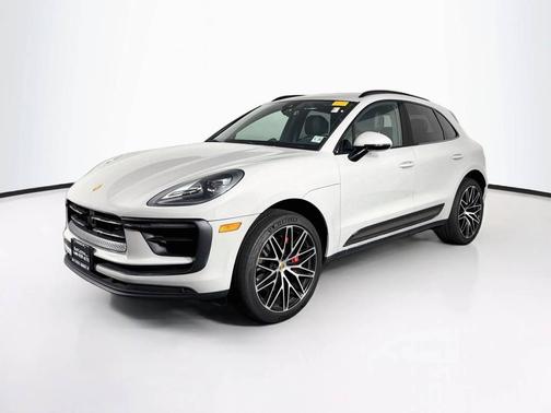 Chalk 2023 Porsche Macan