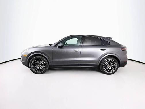 Quartzite Grey Metallic 2023 Porsche Cayenne