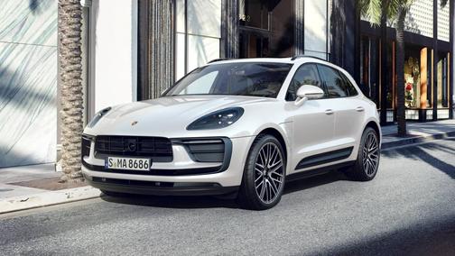 2022 Porsche Macan 